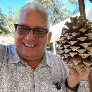 Meet your Posher, Ernest